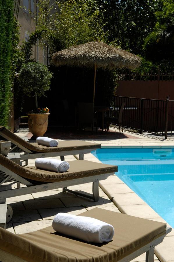 Restaurant Et Chambres D'Hotes La Ferme De Cornadel Anduze Exteriér fotografie